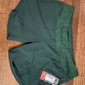 Long Roga Shorts in Lush